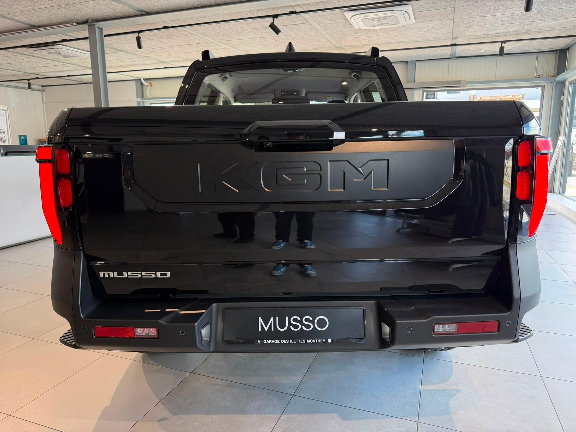 KGM-SsangYong Musso 2.2 e-XDI Titanium-image-2