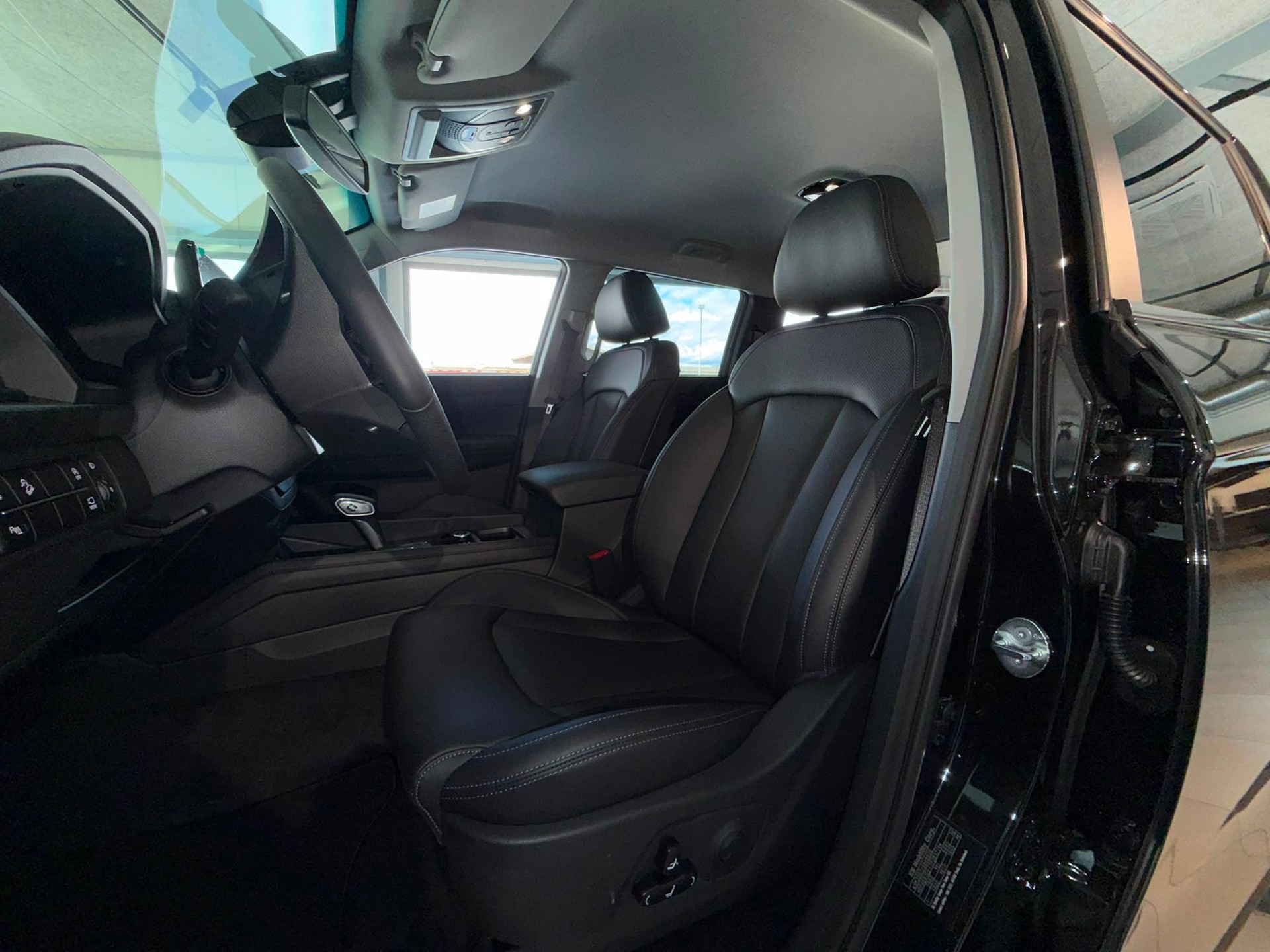 KGM-SsangYong Musso 2.2 e-XDI Titanium-image-8