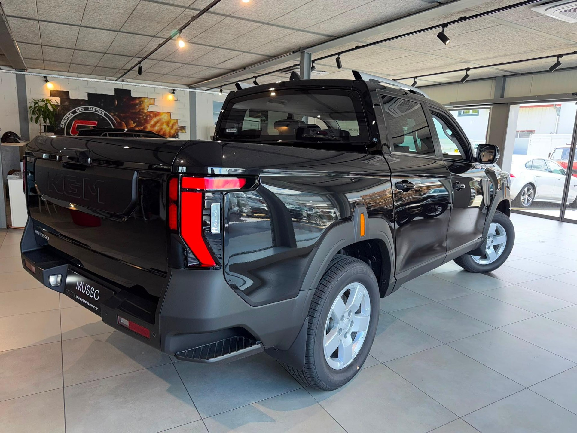 KGM-SsangYong Musso 2.2 e-XDI Titanium-image-4