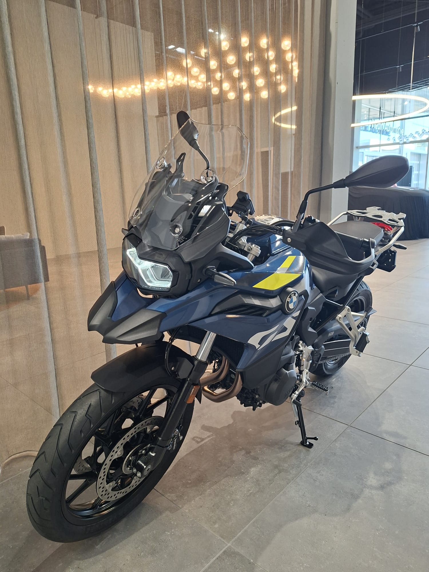BMW F 800 GS (35kW)-showroom-element-2