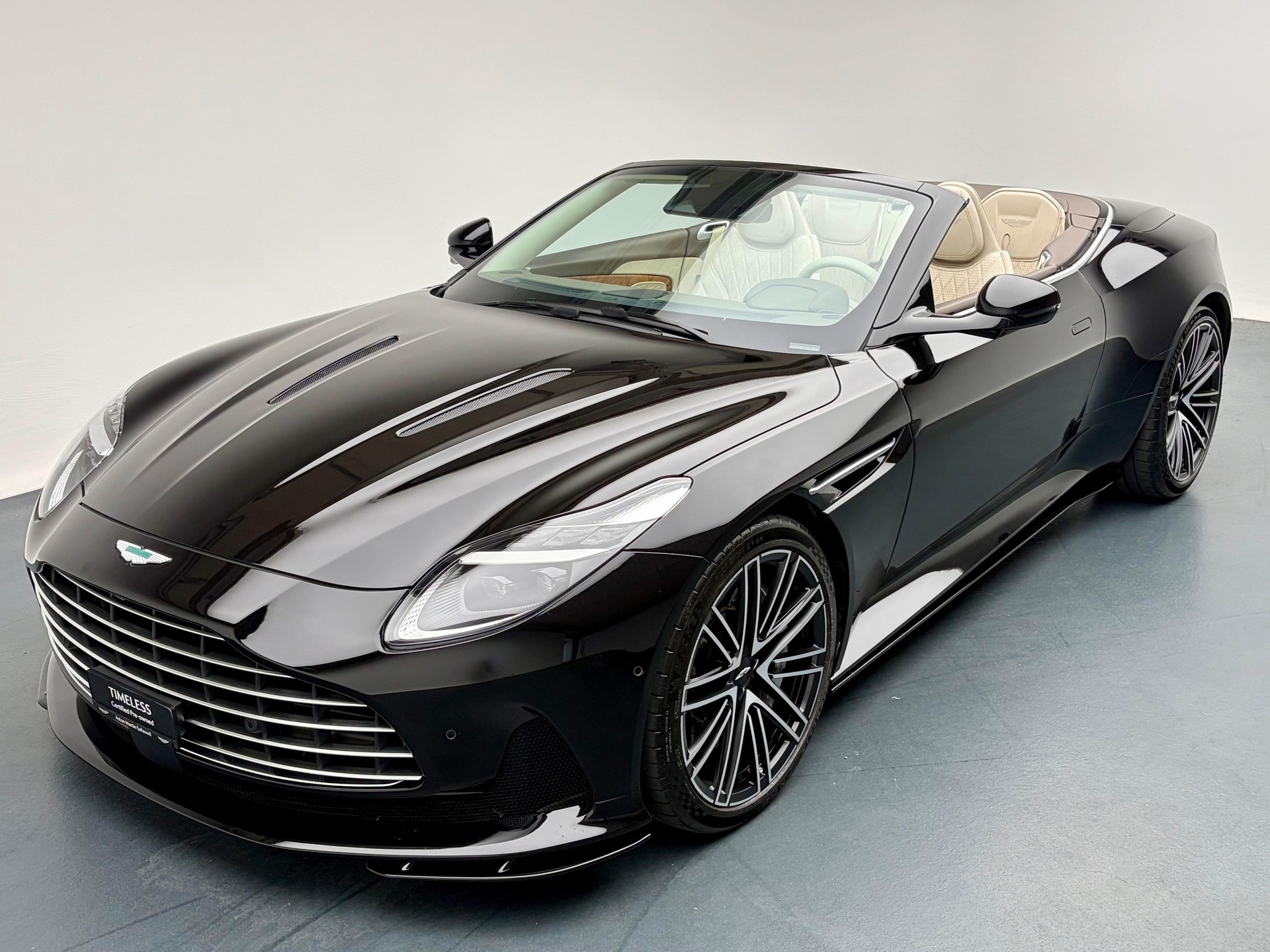 ASTON MARTIN DB12 Volante 4.0 V8 Bi-Turbo
