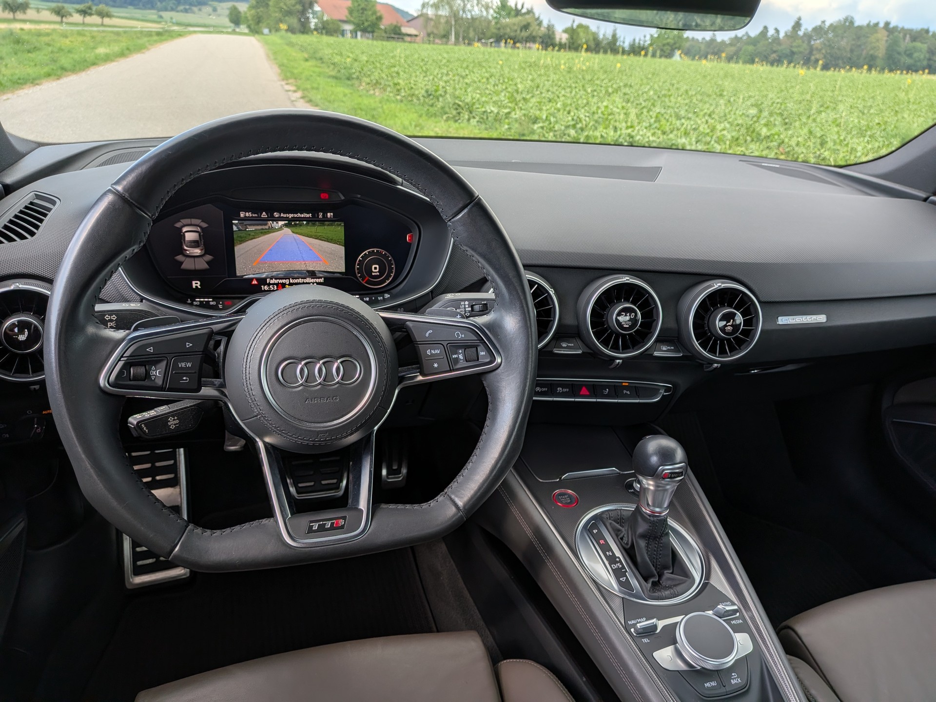 AUDI TTS Coupé 2.0 TFSI quattro S-tronic-image-15