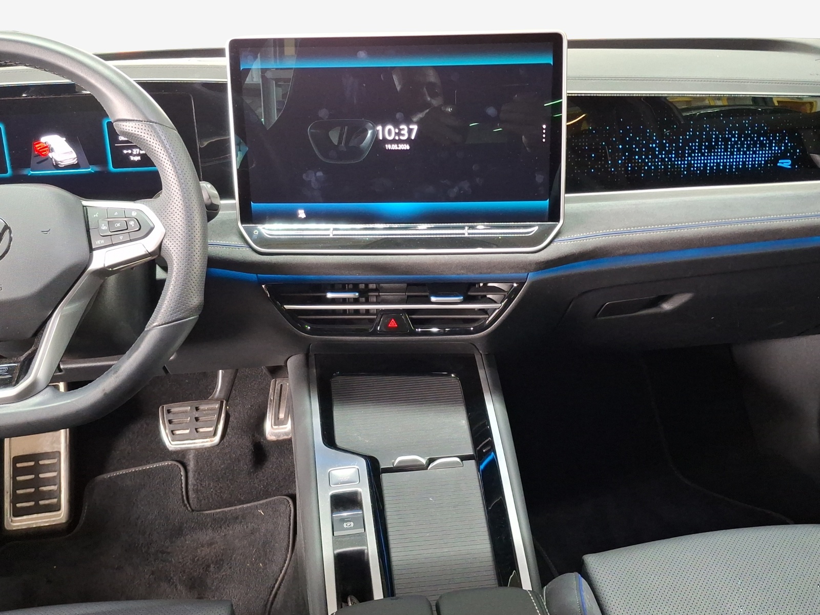 VW Passat Variant 1.5 TSI evo2 Plug-In- Hybrid R-Line DSG-image-9
