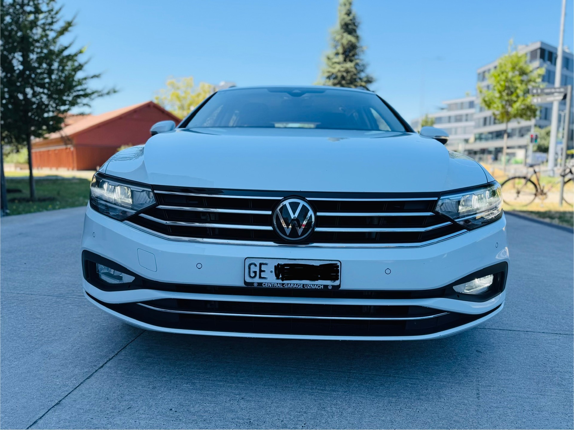 VW Passat 2.0 TDI BMT Business DSG-image-5