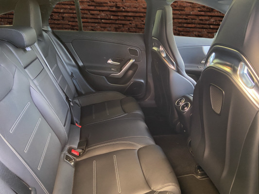 MERCEDES-BENZ CLA SB 35 AMG 8G-DCT 4M-image-12