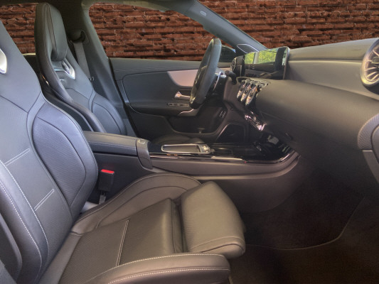 MERCEDES-BENZ CLA SB 35 AMG 8G-DCT 4M-image-11