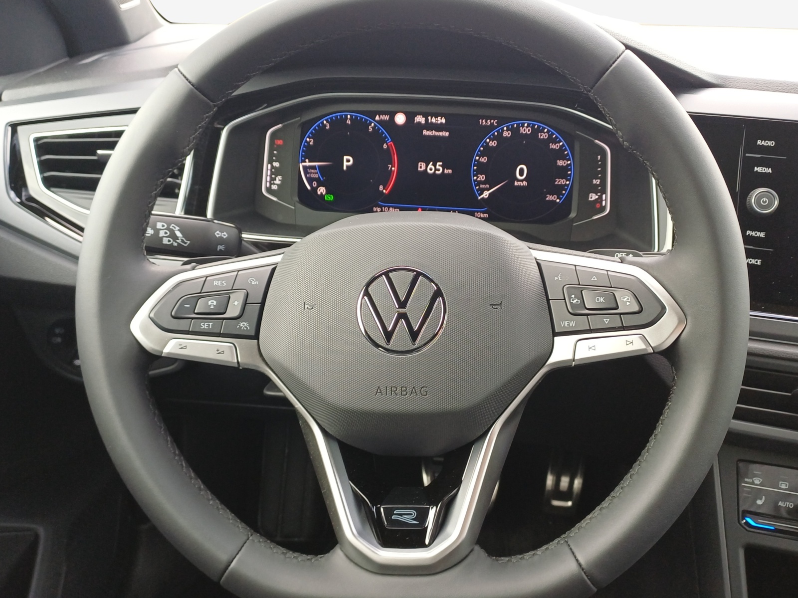 VW Polo 1.0 TSI R-Line DSG-image-9