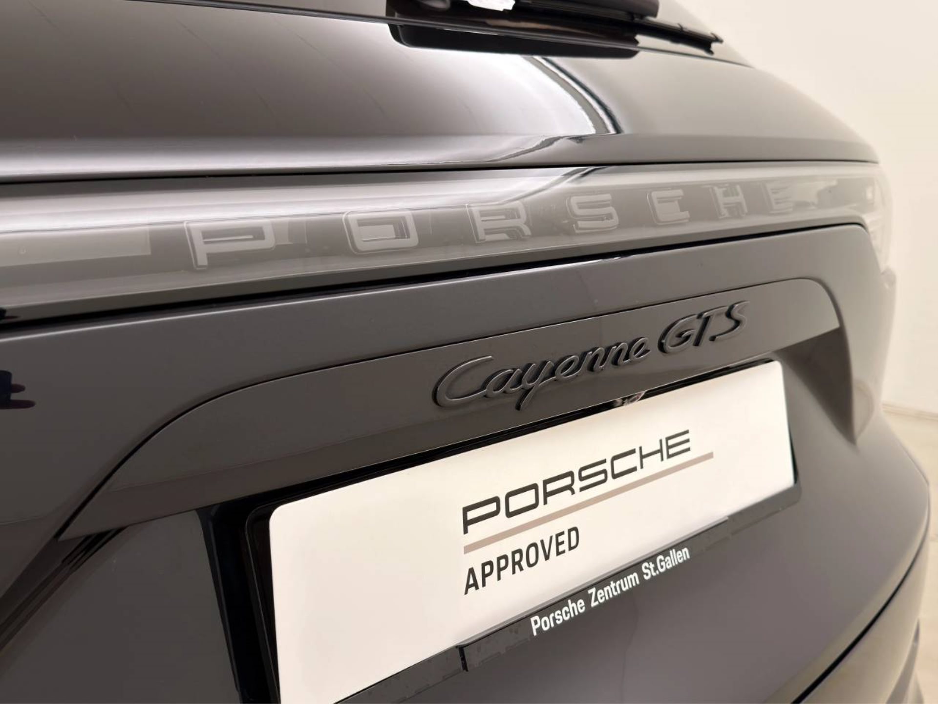 PORSCHE Cayenne GTS-image-12