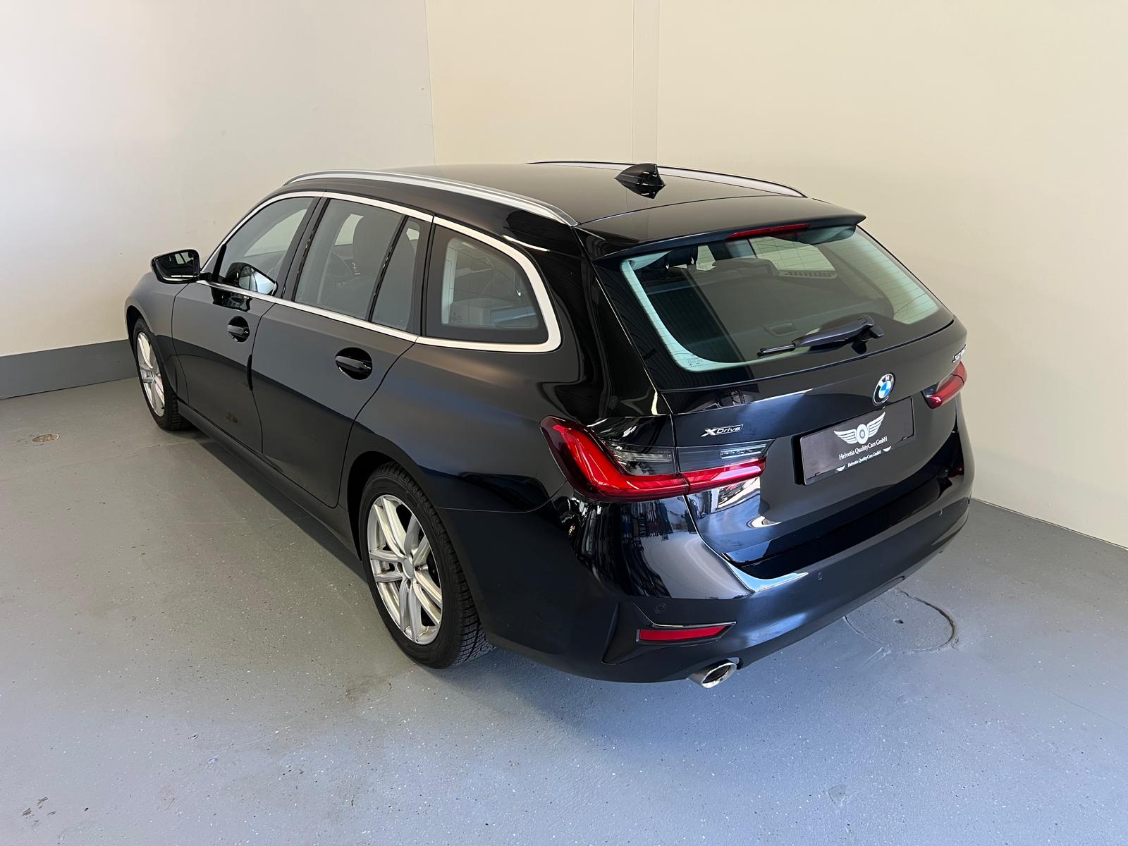 BMW 320d xDrive 48V Touring Steptronic-image-9