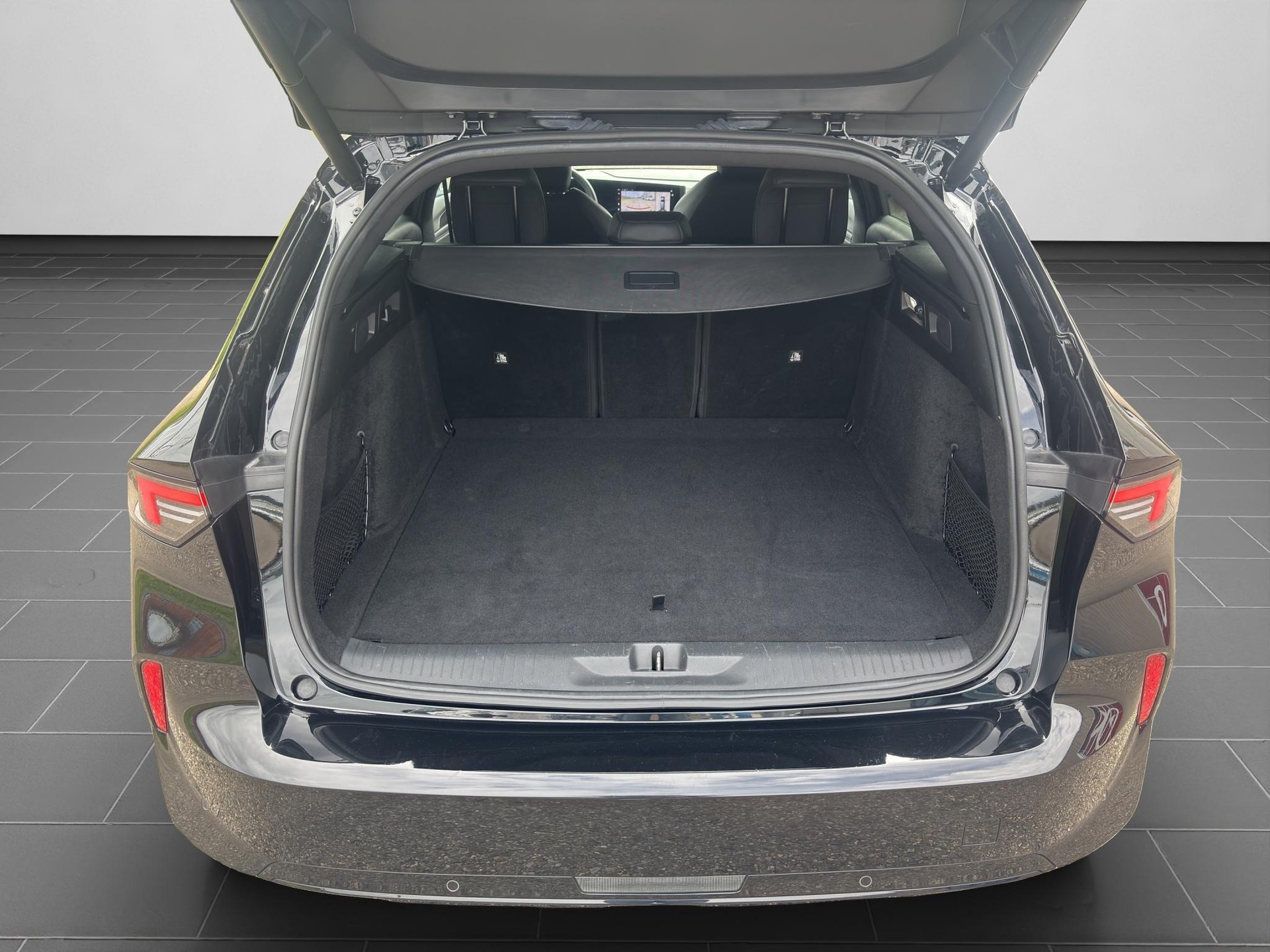 OPEL Astra Sports Tourer 1.6 T PHEV 180 GS-image-15