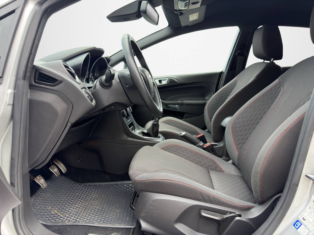 FORD Fiesta 1.0 EcoB 100 ST-Line-image-8