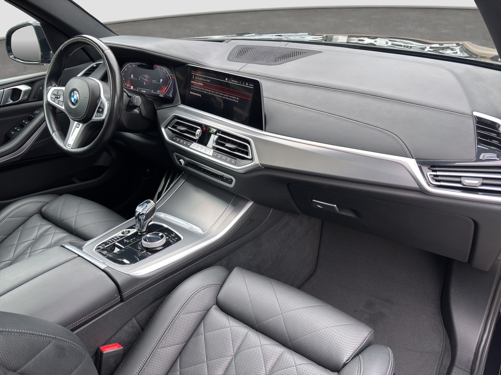 BMW X5 xDrive 48V 40d M Sport Steptronic-image-12