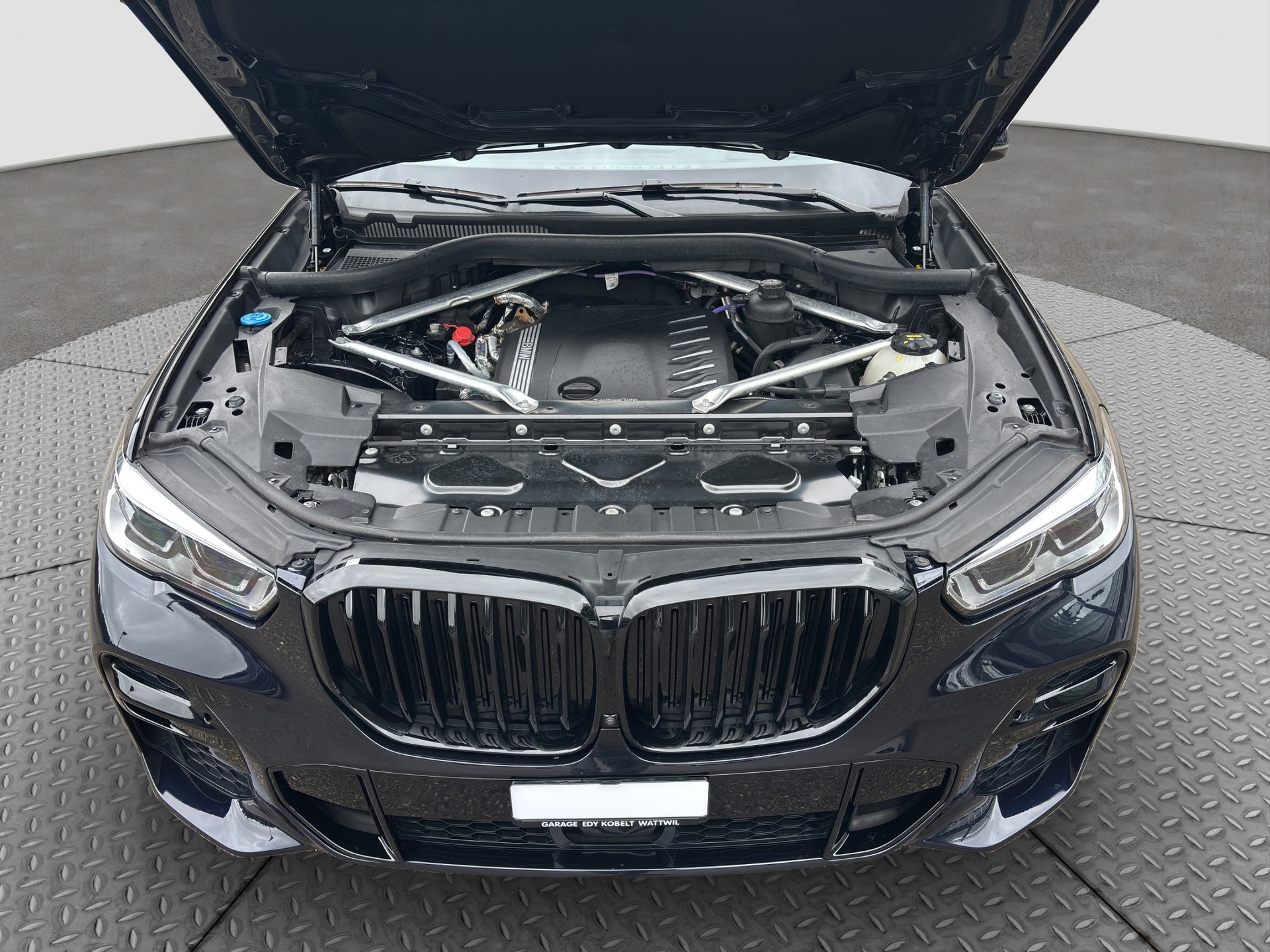 BMW X5 xDrive 48V 40d M Sport Steptronic-image-25