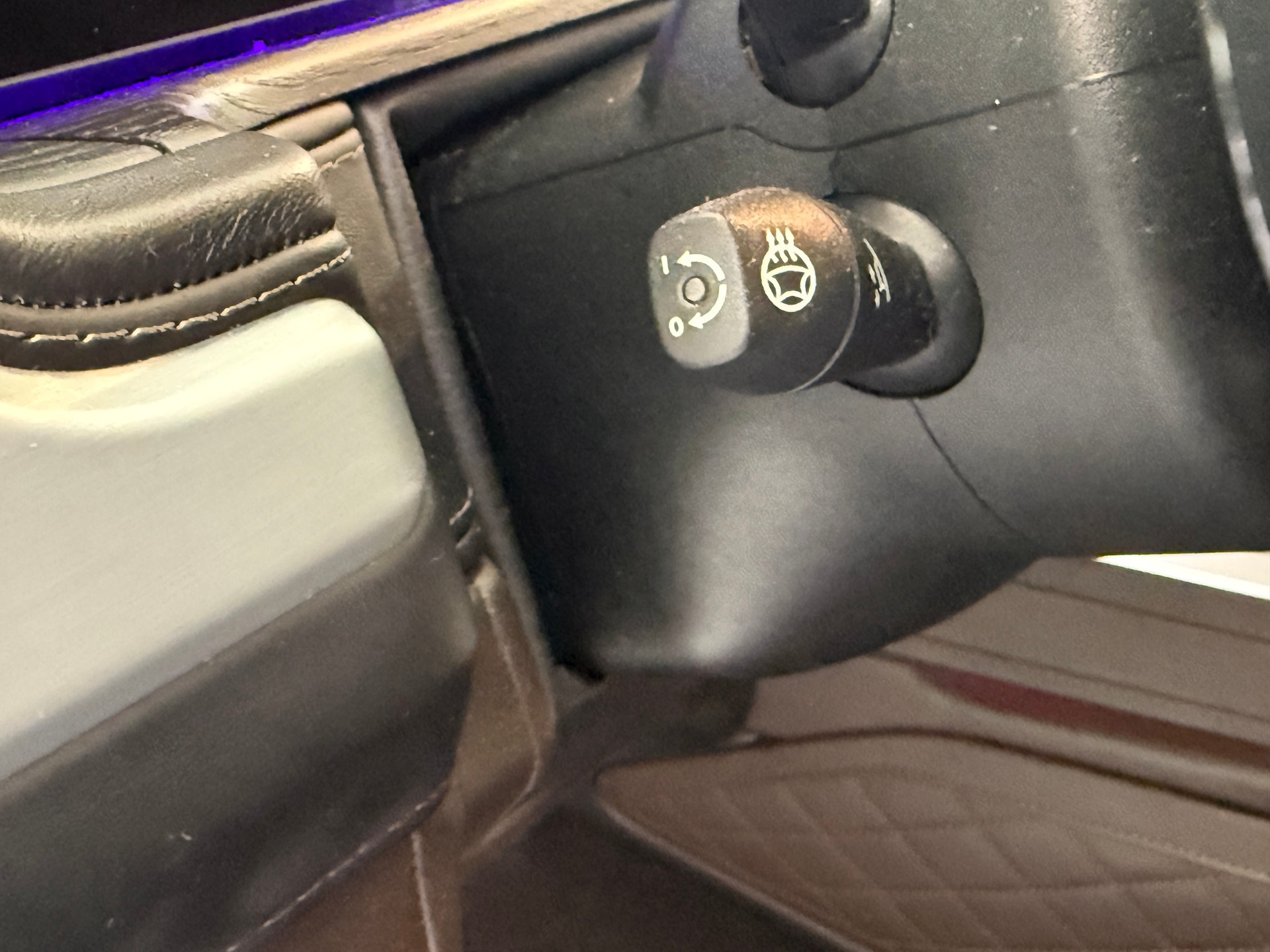 MERCEDES-BENZ G 63 AMG Edition 1 Speedshift Plus G-Tronic Ab 1450.- pro Monat-image-25