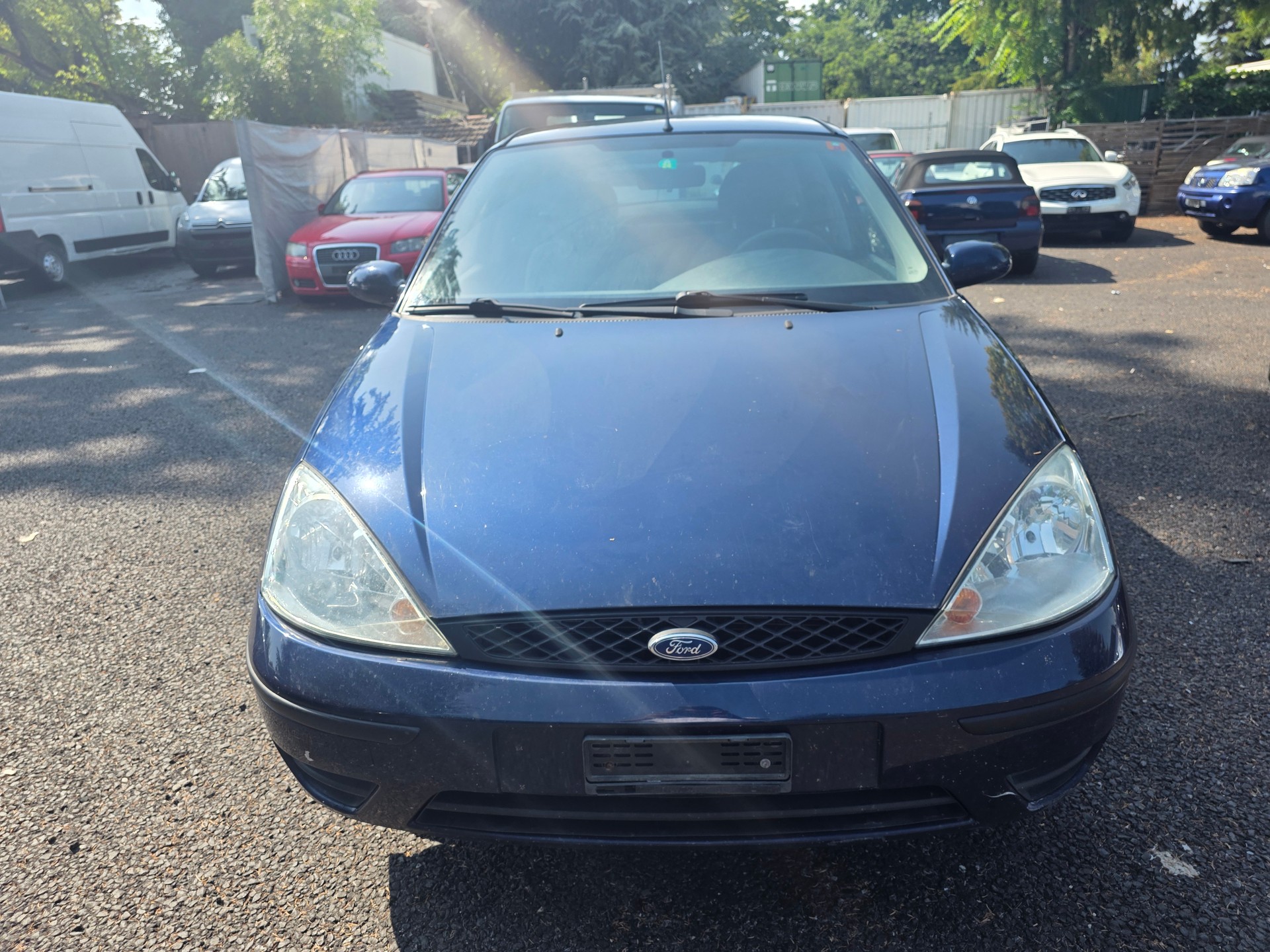 FORD Focus 1.6i 16V Ghia-image-0