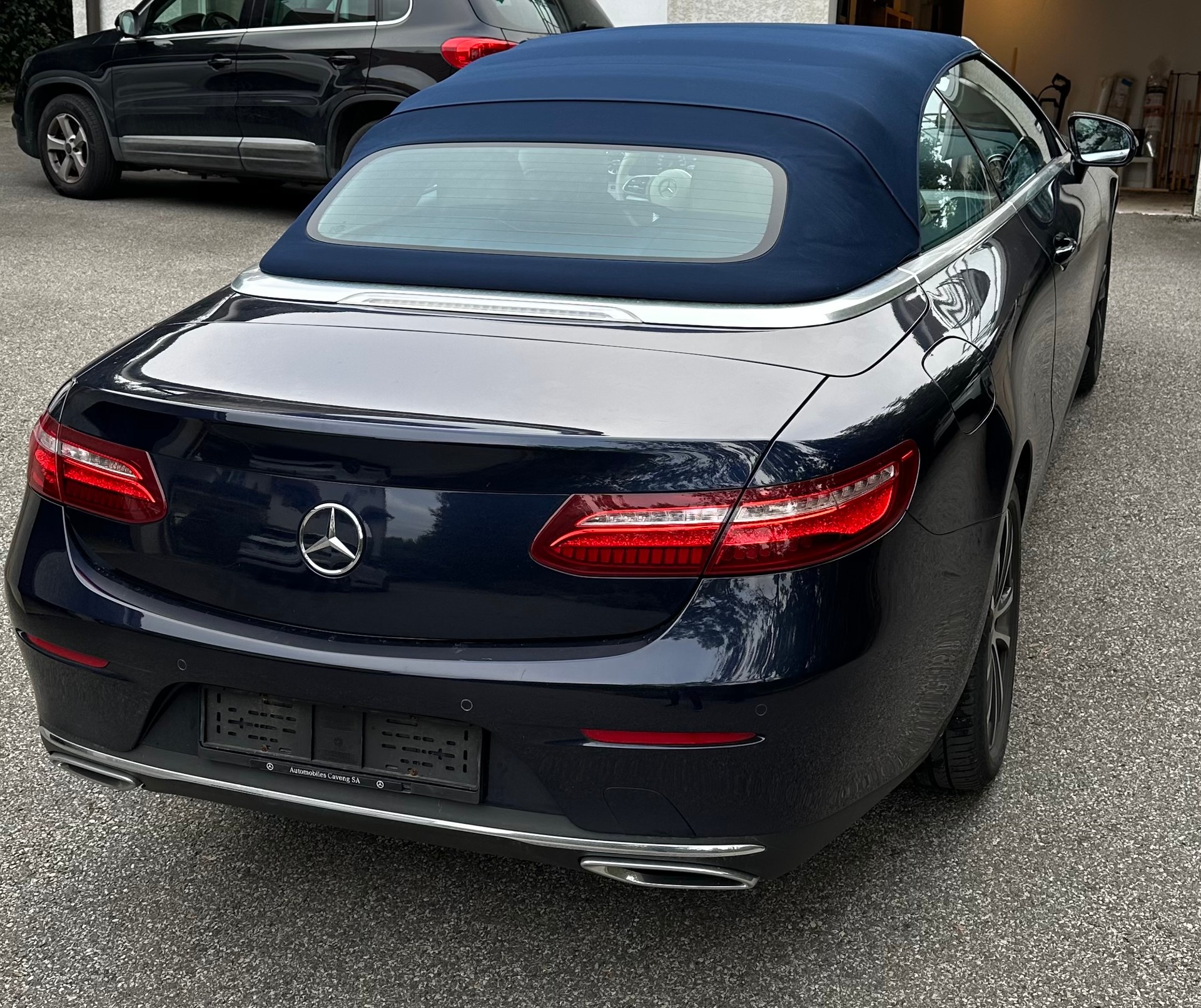 MERCEDES-BENZ E 200-image-5