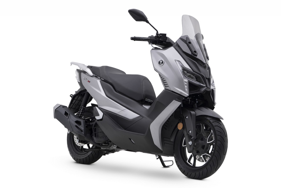 VOGE SR1 GT-showroom-element-2