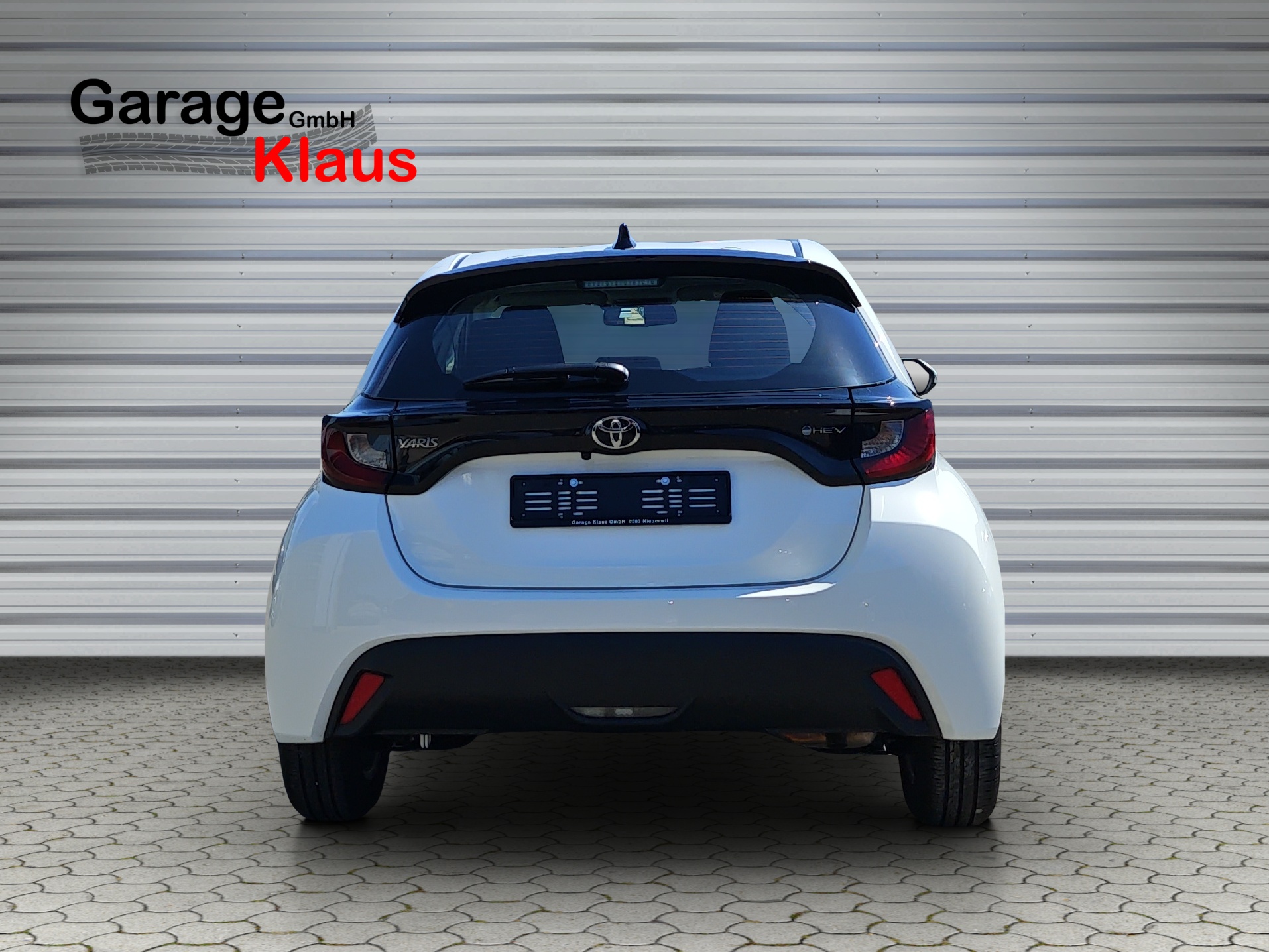 TOYOTA Yaris 1.5 Comfort e-CVT-image-4