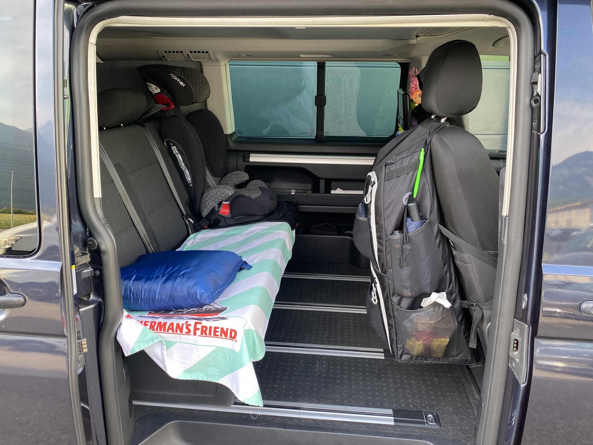 VW T6 California 2.0 TDI Beach 4Motion-image-12
