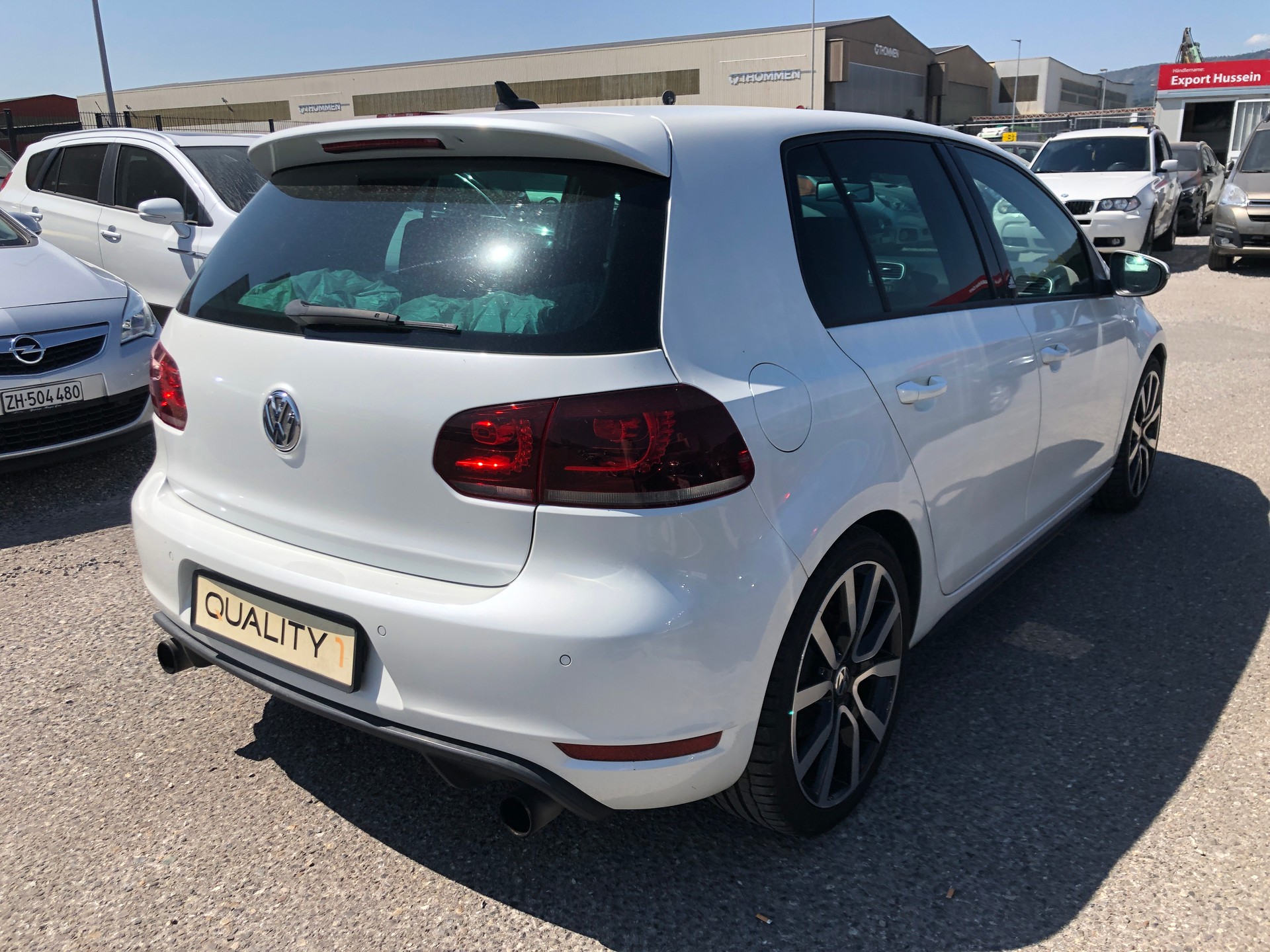 VW Golf 2.0 TSI GTI Adidas-image-3