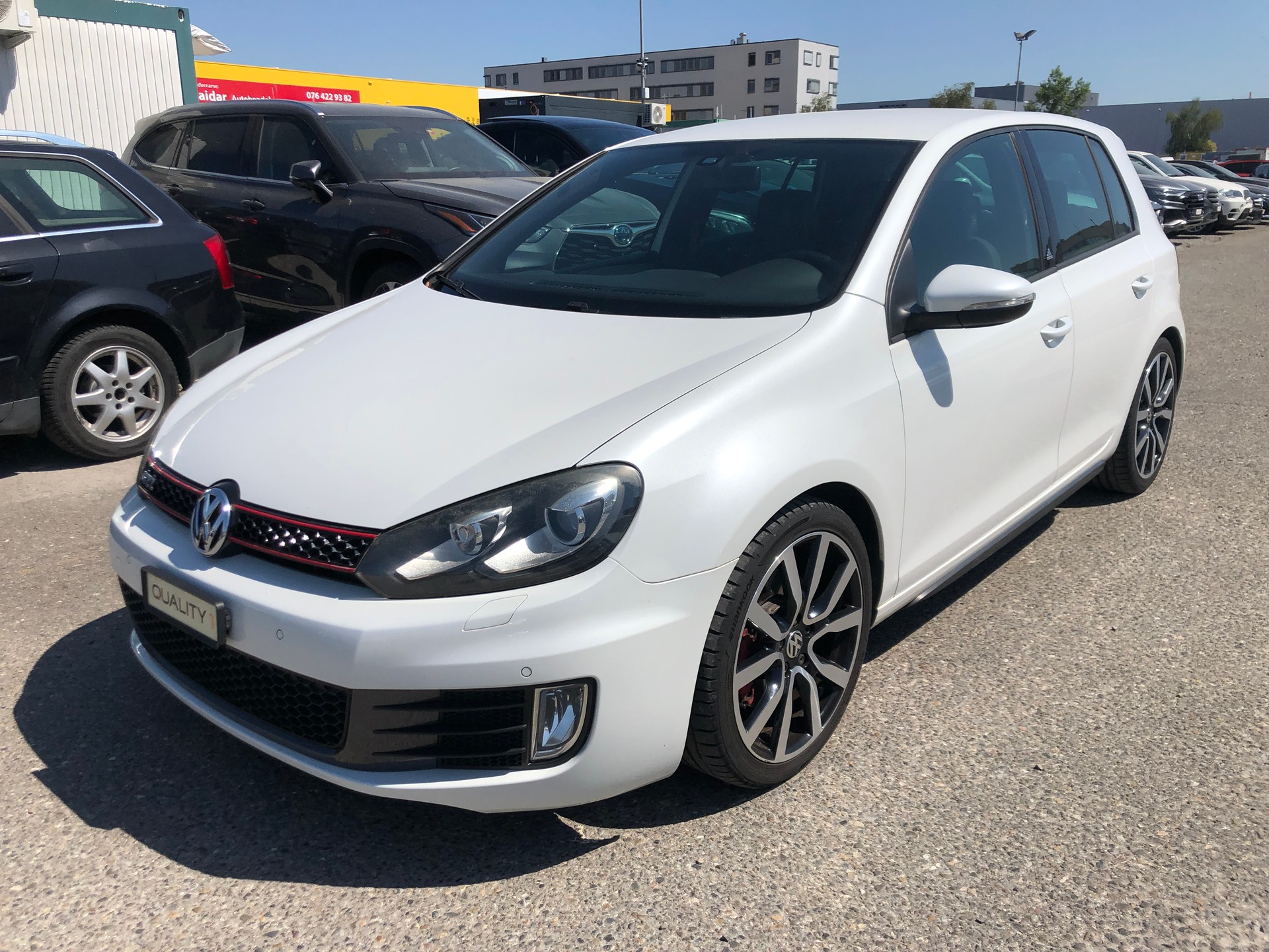 VW Golf 2.0 TSI GTI Adidas-image-0