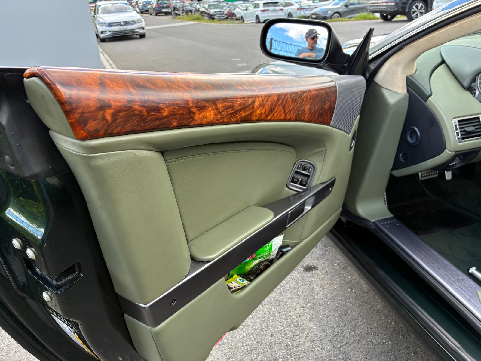 ASTON MARTIN 5.9 V12-image-7