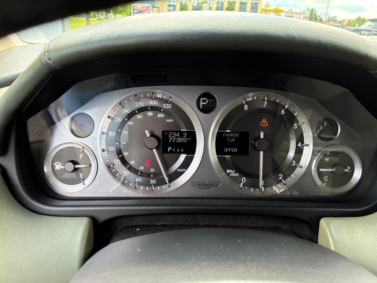 ASTON MARTIN 5.9 V12-image-8