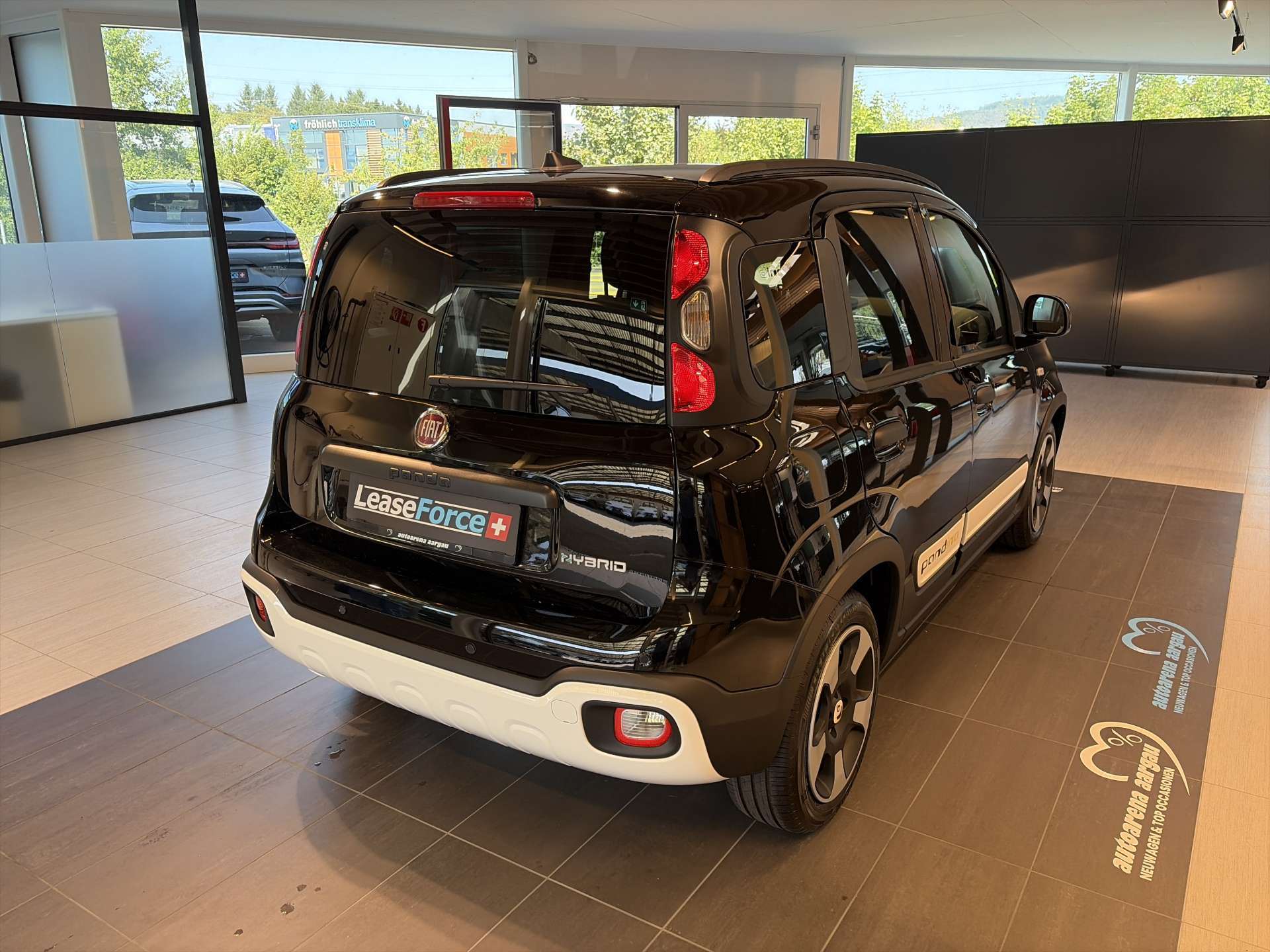 FIAT Panda Pandina Cross 1.0 MHEV-image-2