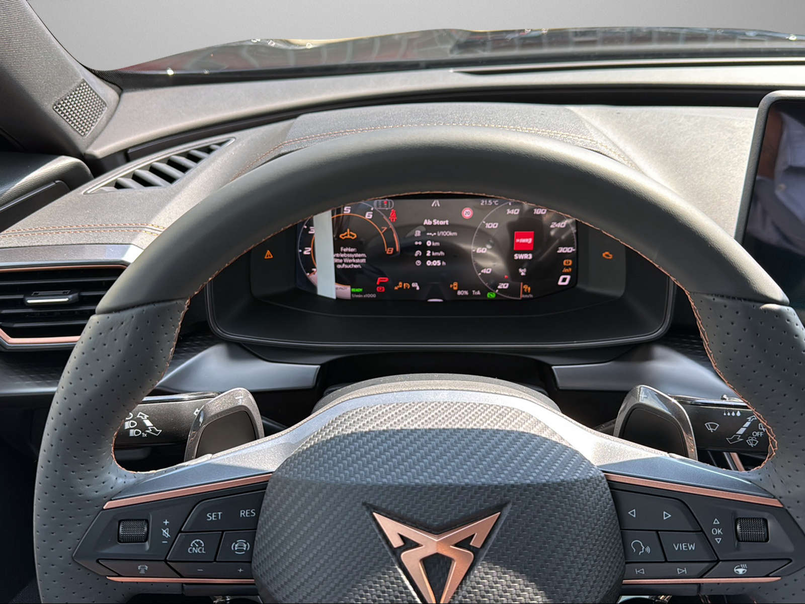 CUPRA Formentor 1.5 TSI DSG-image-8
