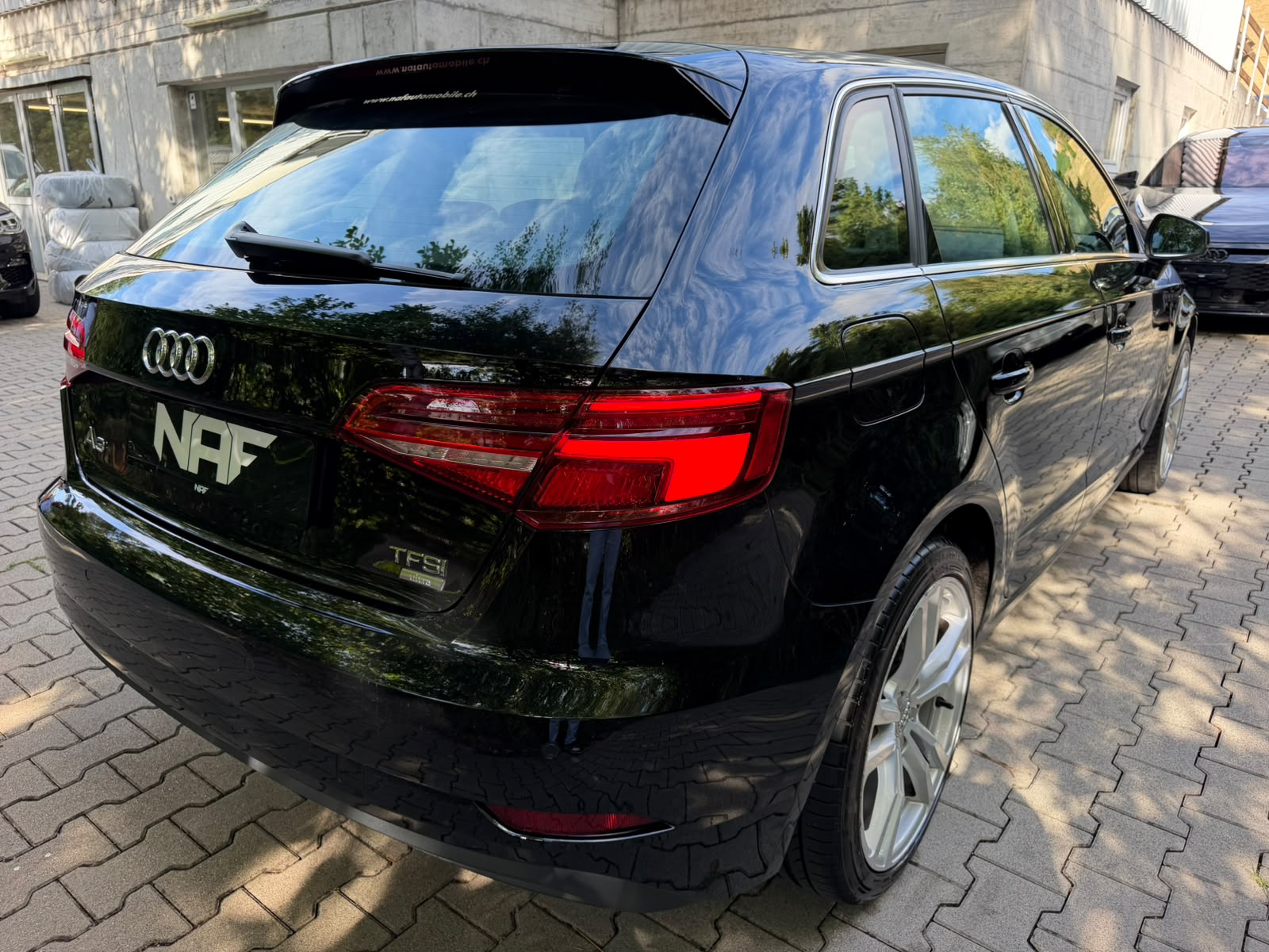 AUDI A3 Sportback 1.4 TFSI Sport S-tronic ultra-image-4