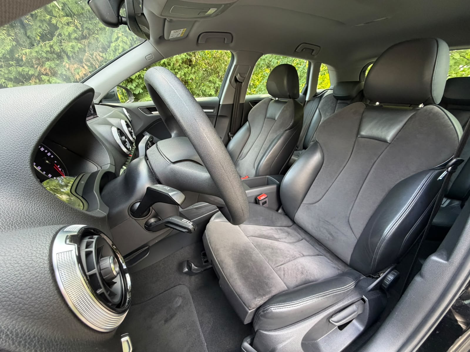 AUDI A3 Sportback 1.4 TFSI Sport S-tronic ultra-image-9