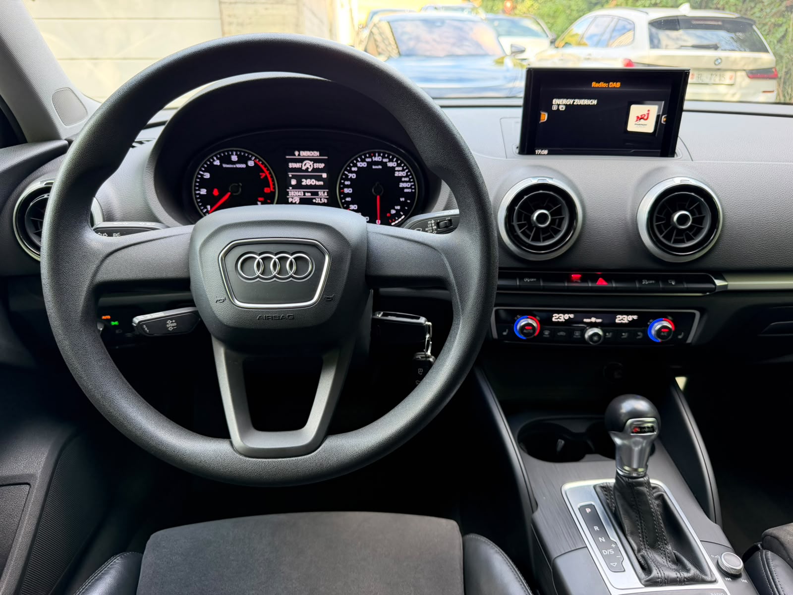 AUDI A3 Sportback 1.4 TFSI Sport S-tronic ultra-image-16