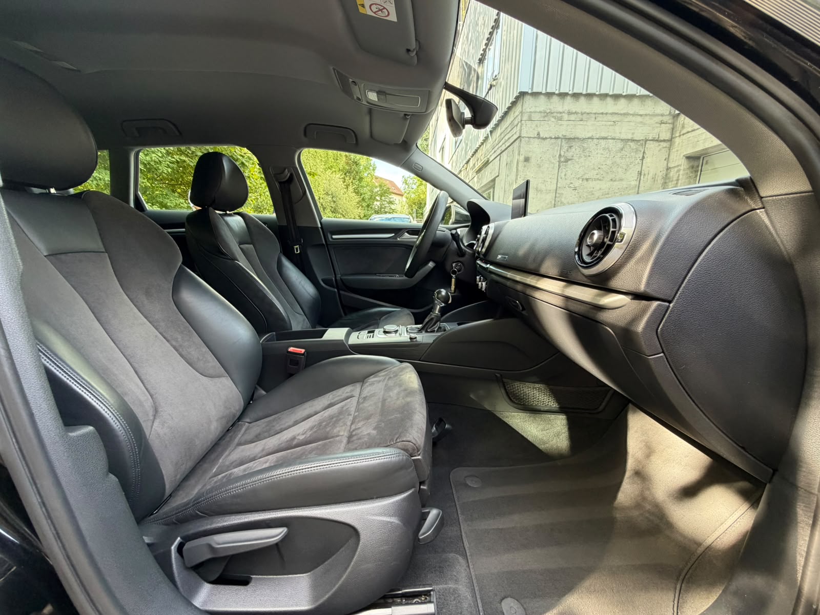 AUDI A3 Sportback 1.4 TFSI Sport S-tronic ultra-image-13