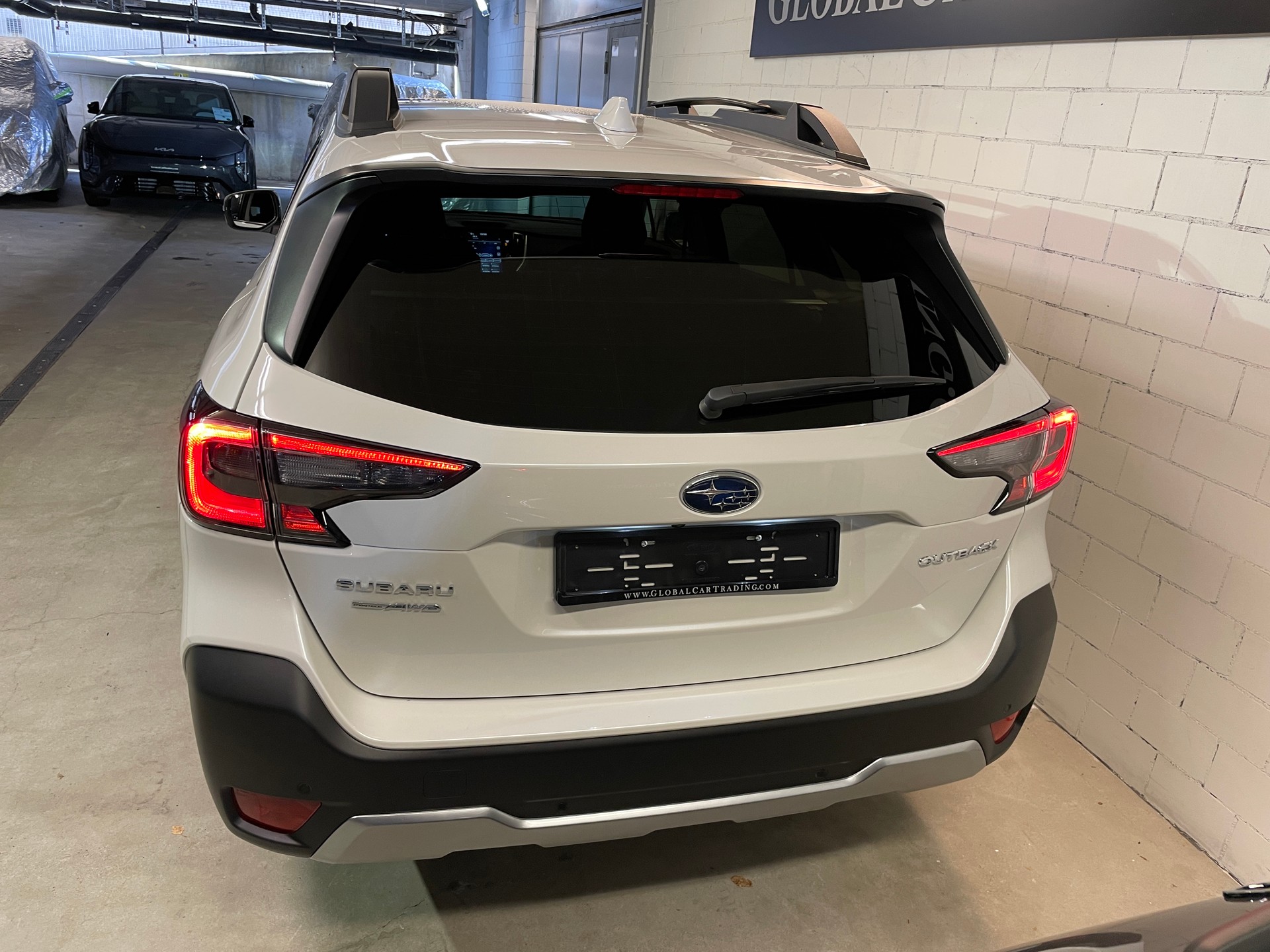 SUBARU Outback 2.5i Advantage AWD Lineartronic mit AHK-image-4