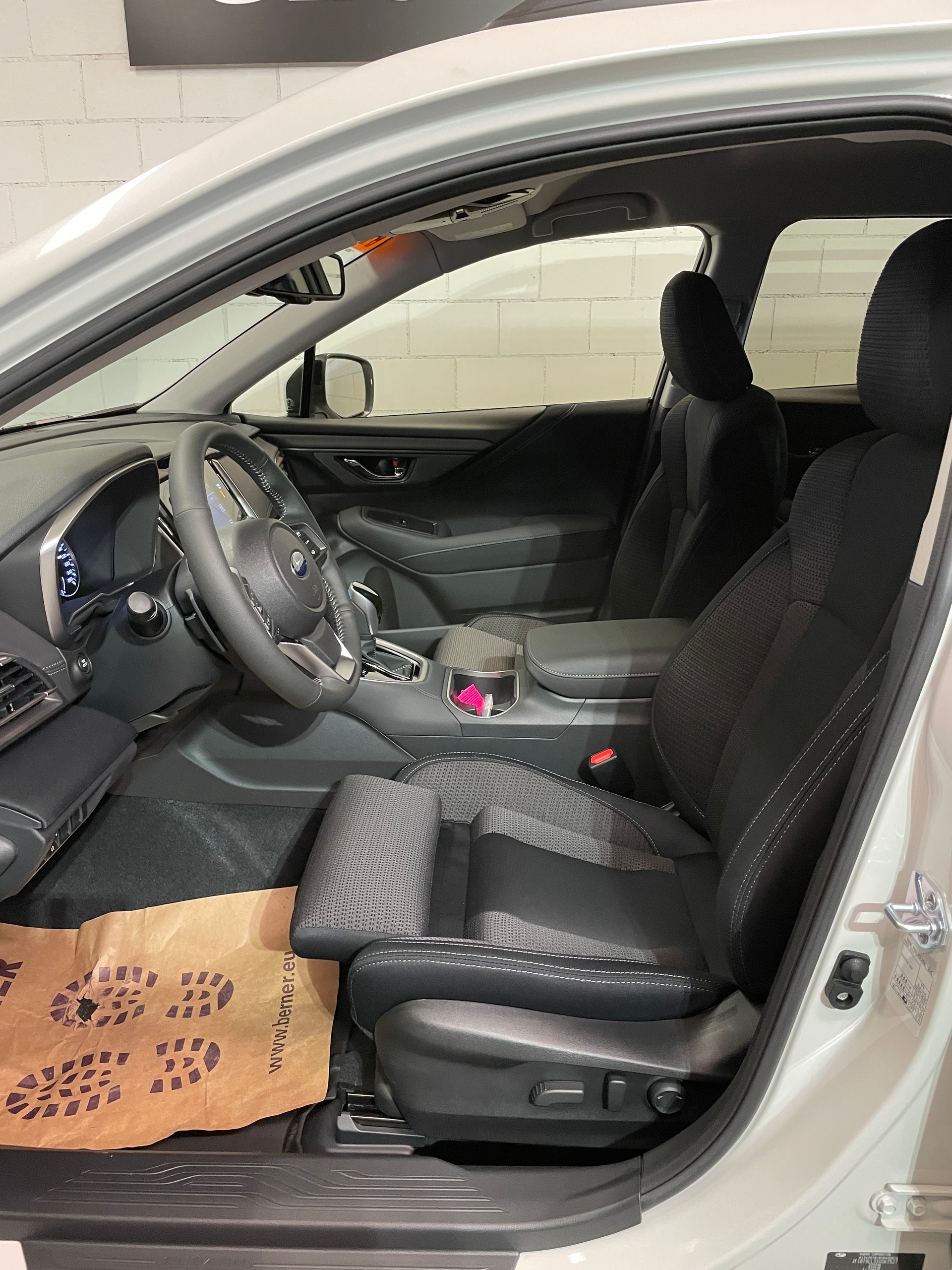 SUBARU Outback 2.5i Advantage AWD Lineartronic mit AHK-image-8