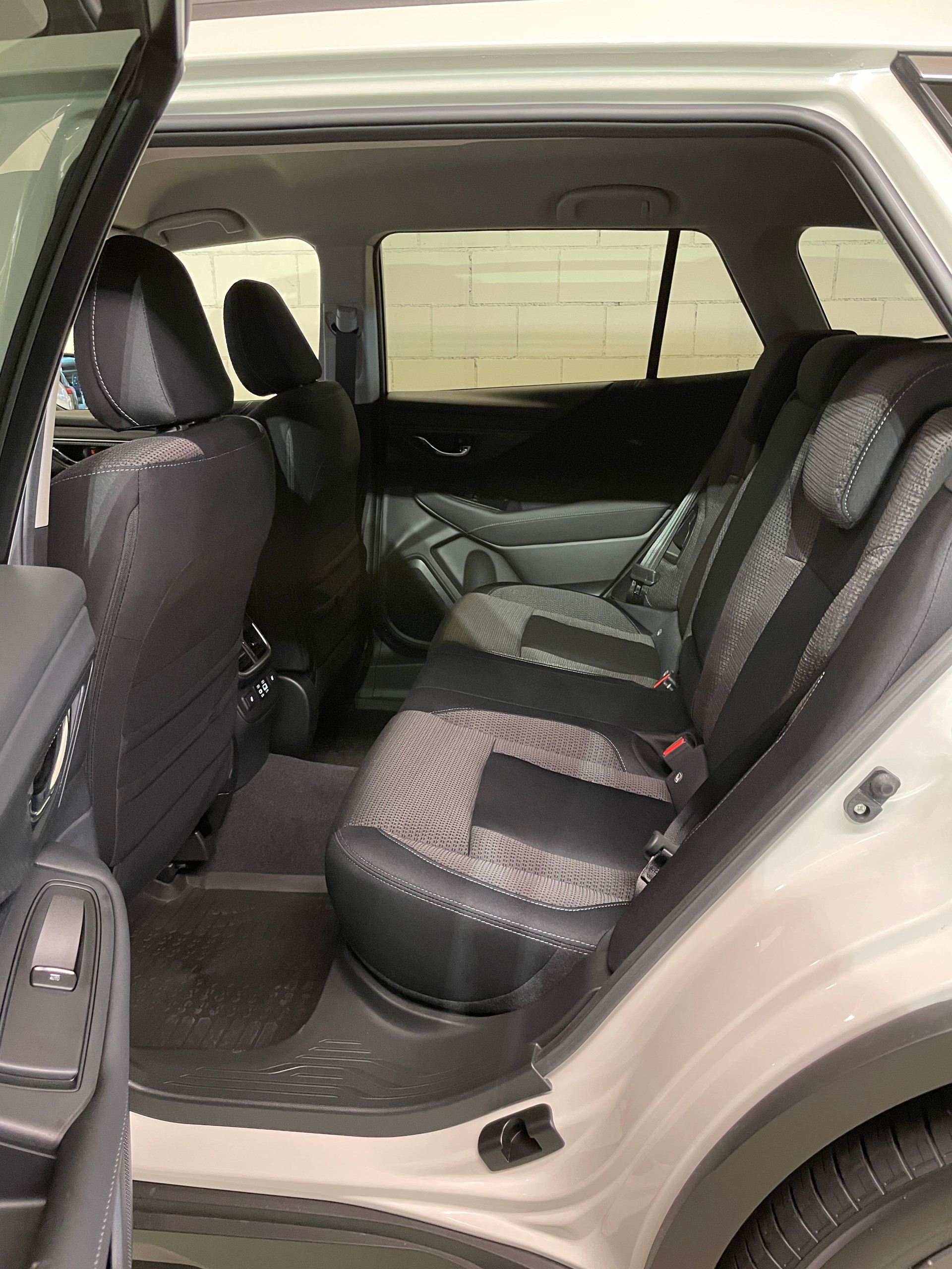 SUBARU Outback 2.5i Advantage AWD Lineartronic mit AHK-image-11