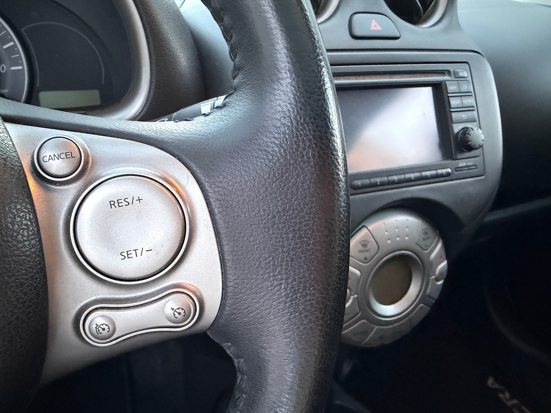NISSAN Micra 1.2 DIG-S tekna CVT-image-16