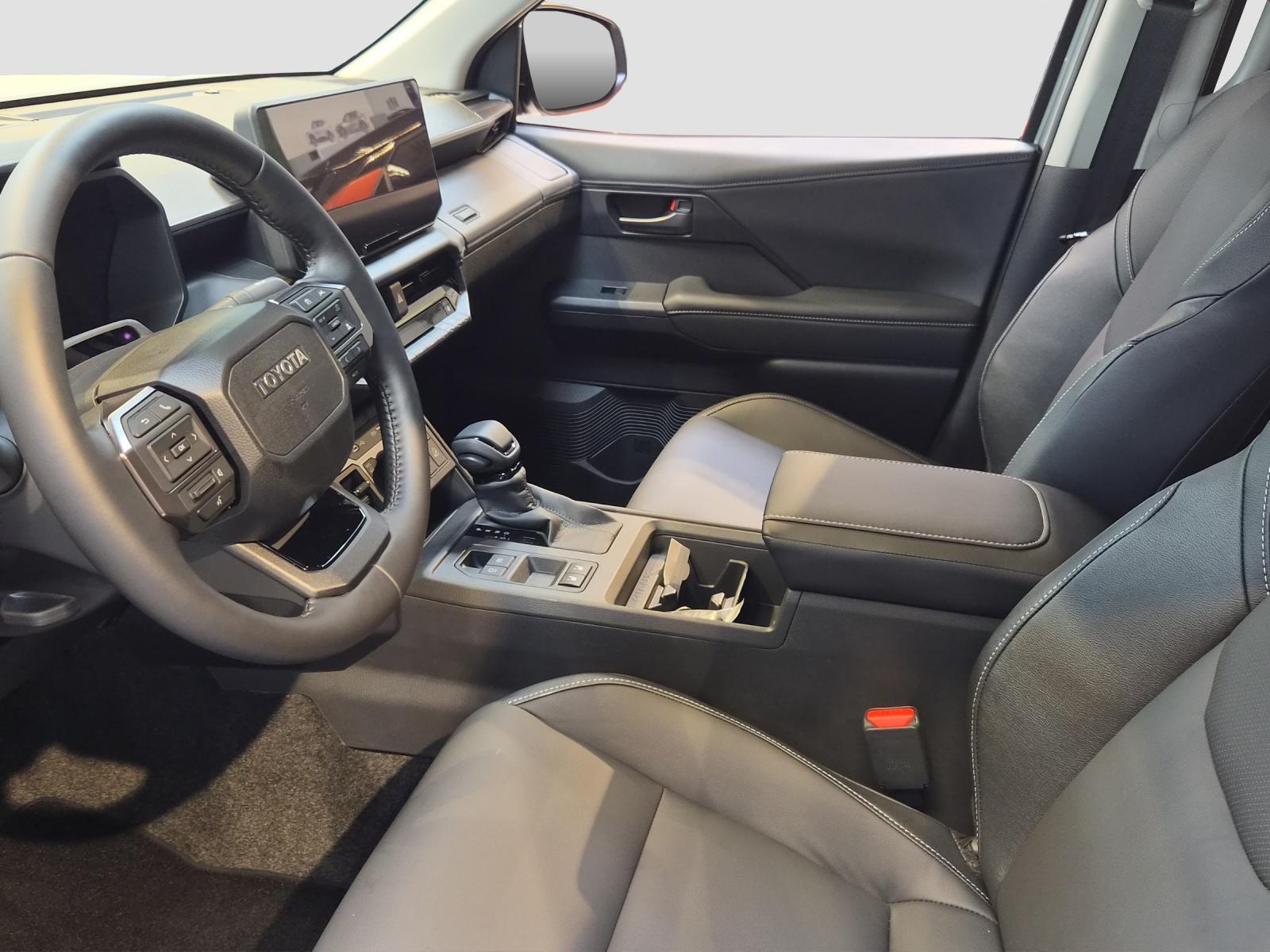 TOYOTA Hilux Double Cab.-Pick-up 2.8 D-4D MHEV 204 Style-image-10