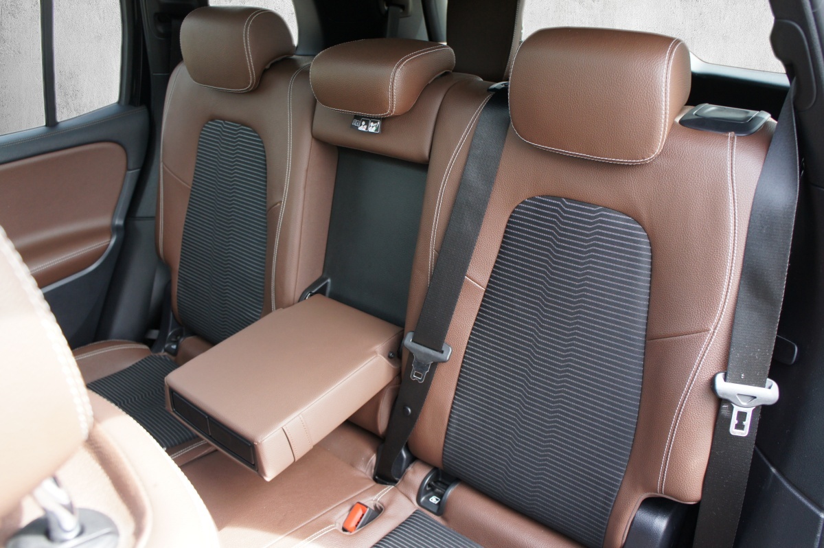 MERCEDES-BENZ GLB 220 d 4Matic Progressive 8G-Tronic-image-9