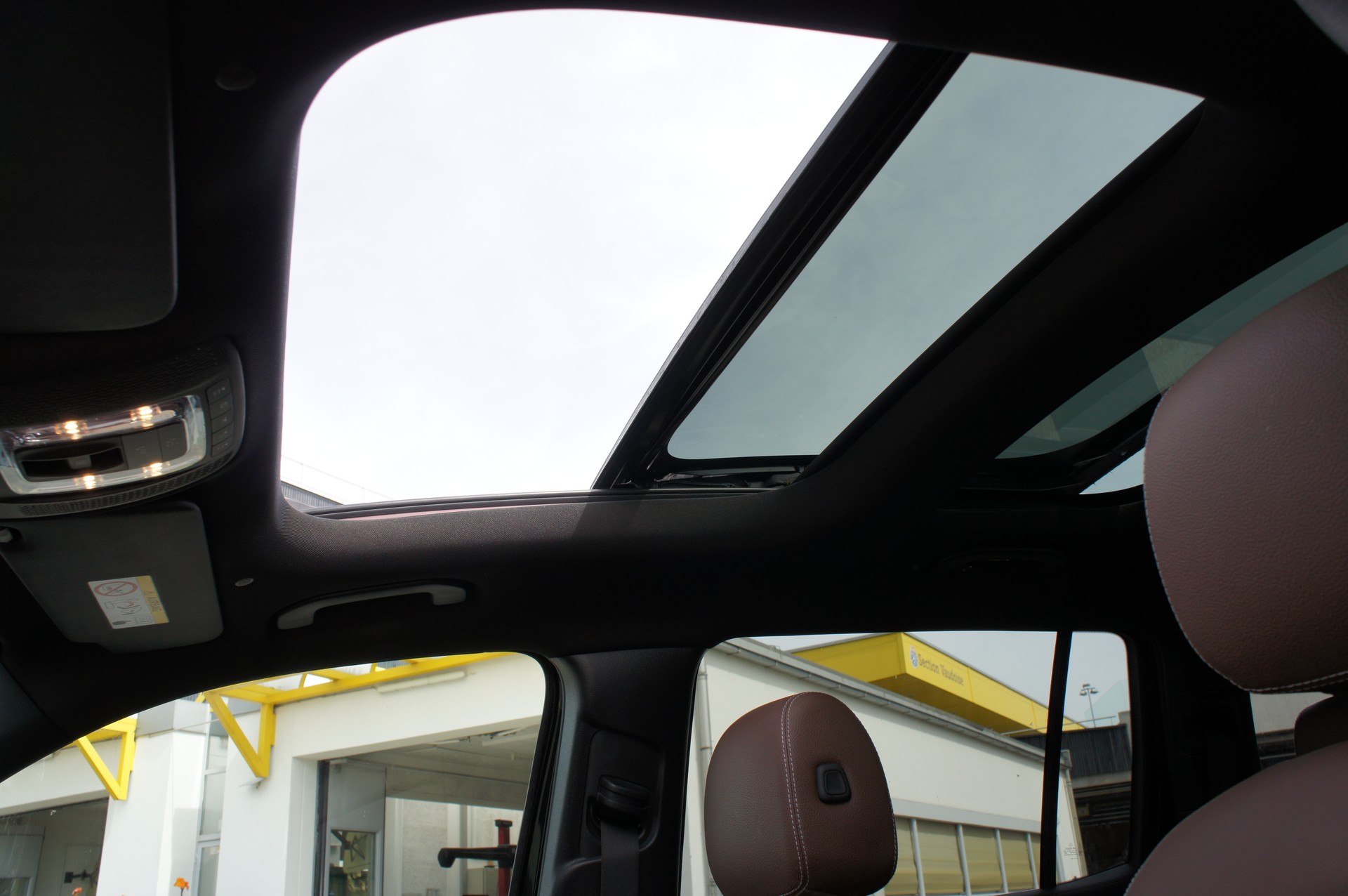 MERCEDES-BENZ GLB 220 d 4Matic Progressive 8G-Tronic-image-13