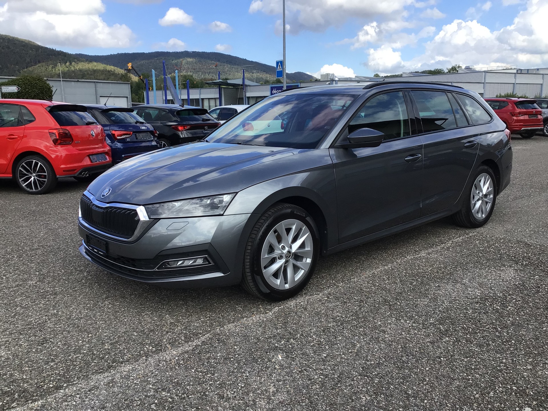SKODA Octavia Combi 1.5 TSI mHEV DSG Style-image-0