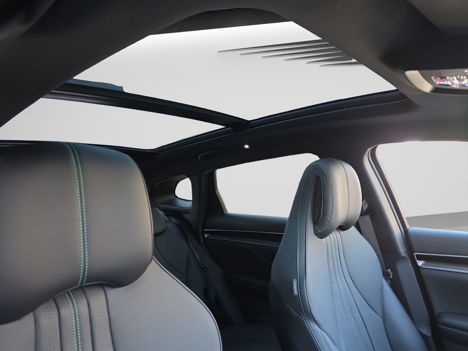 BYD Seal U DM-i Comfort-image-13