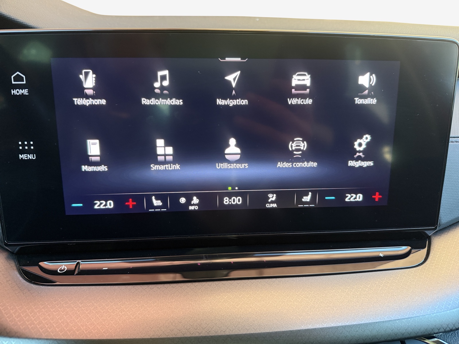 SKODA Octavia Combi 2.0 TDI DSG Ambition-image-14