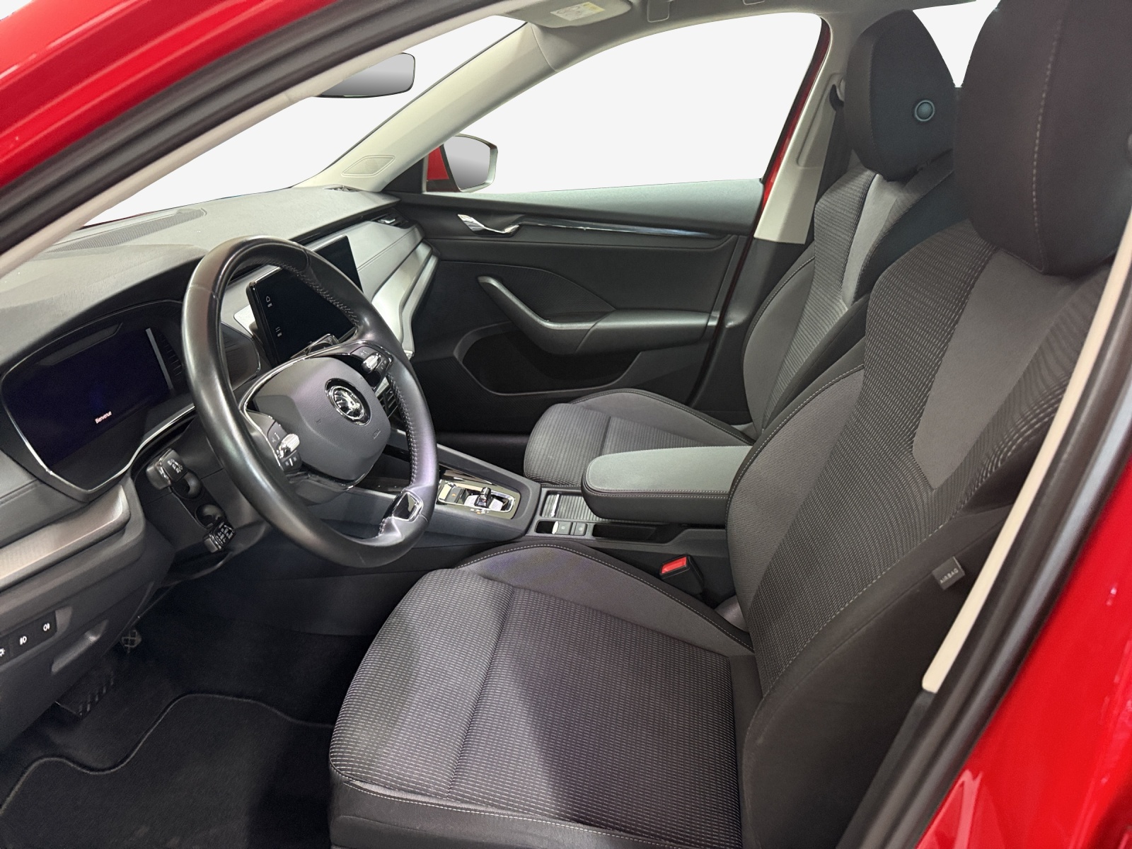 SKODA Octavia Combi 2.0 TDI DSG Ambition-image-7