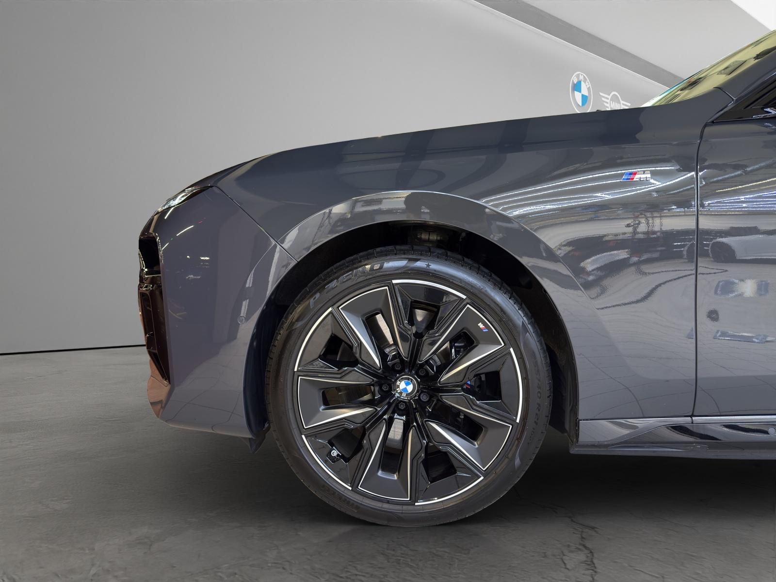 BMW i7 G70 xDrive60 M-SportPaketPro-image-22