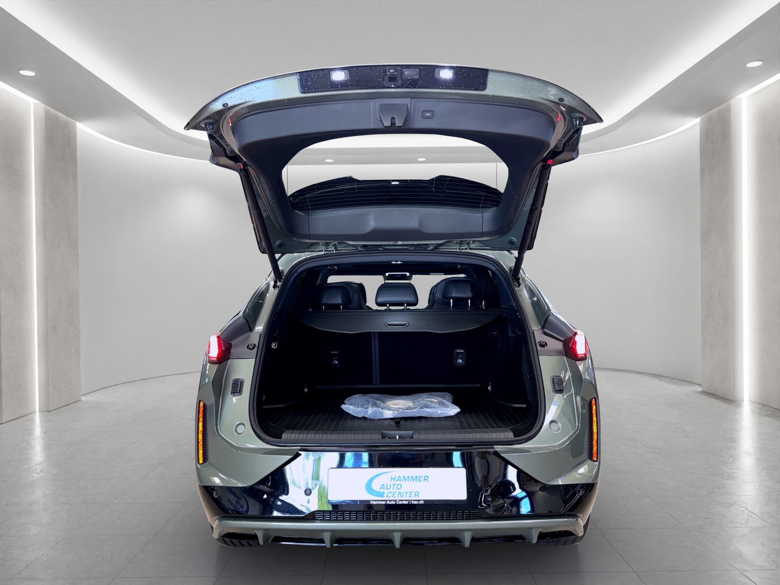 LYNK & CO 08 1.5 PHEV More-image-4