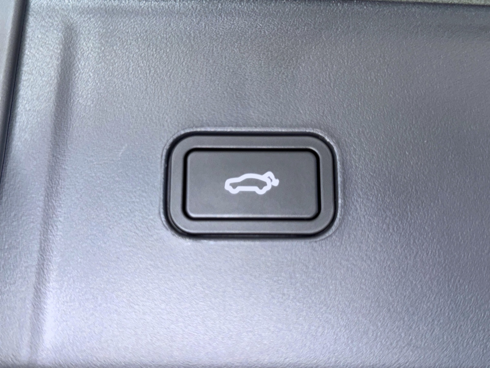 LYNK & CO 08 1.5 PHEV More-image-15