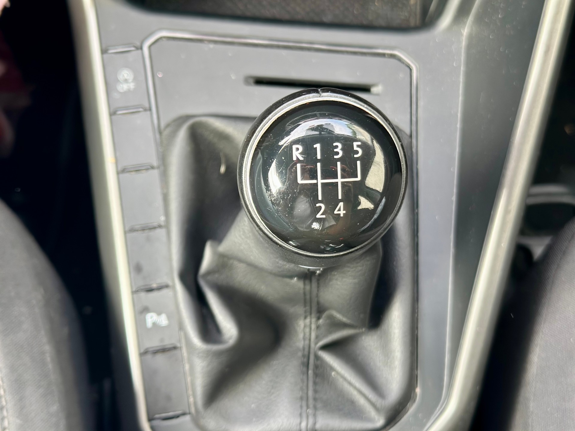 VW Polo 1.0 TSI BMT Trendline-image-10