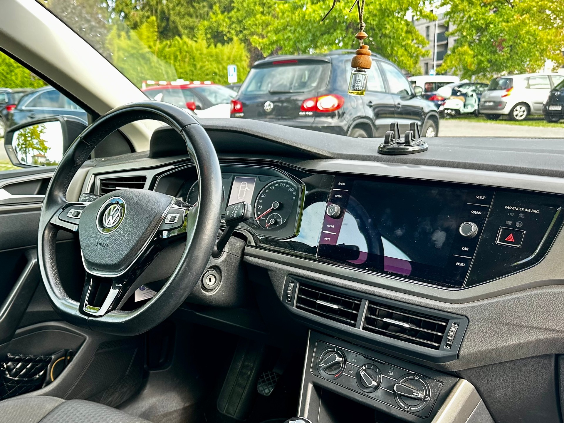 VW Polo 1.0 TSI BMT Trendline-image-5
