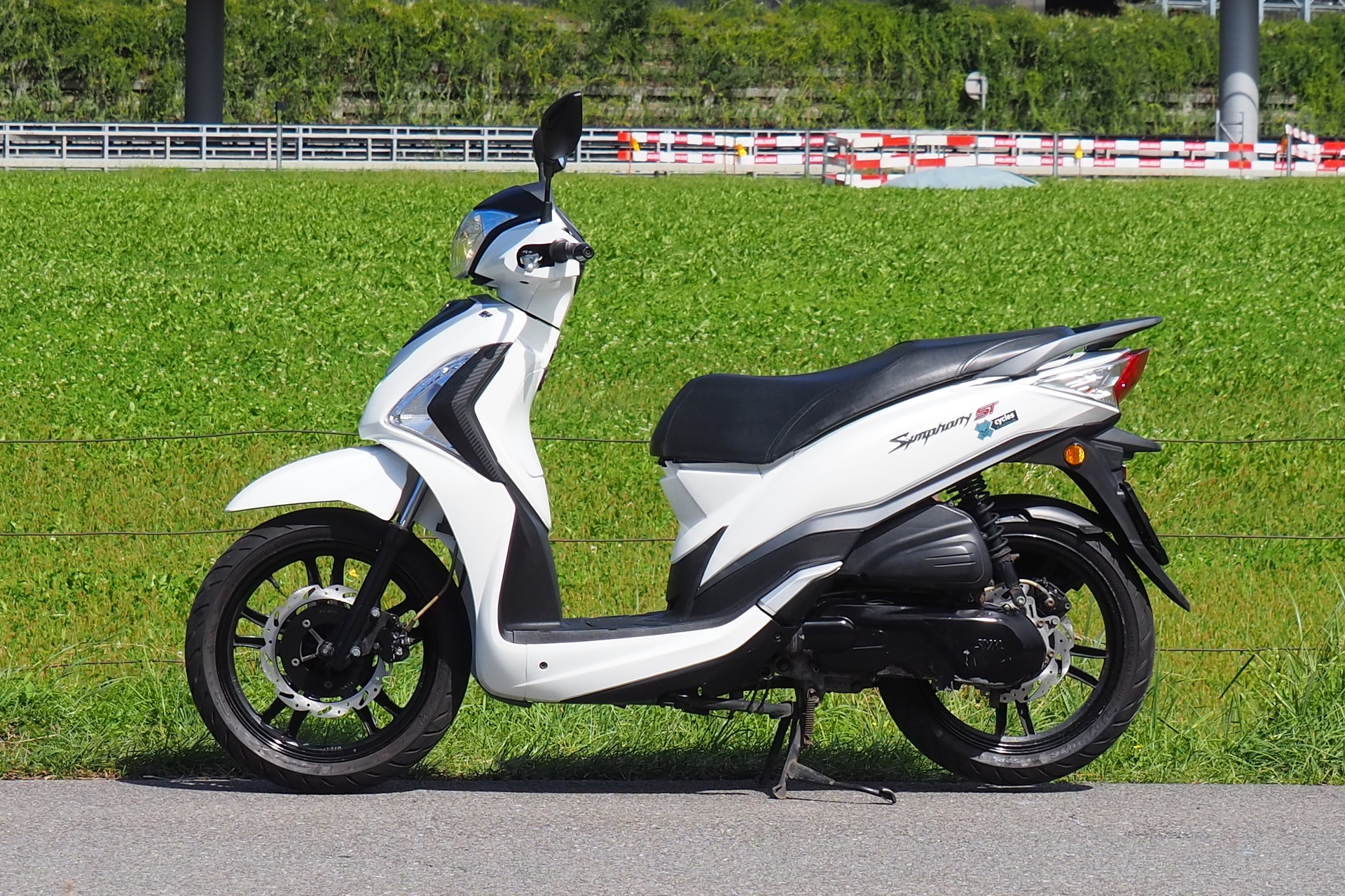 SYM Symphony ST 125 i AC-showroom-element-1